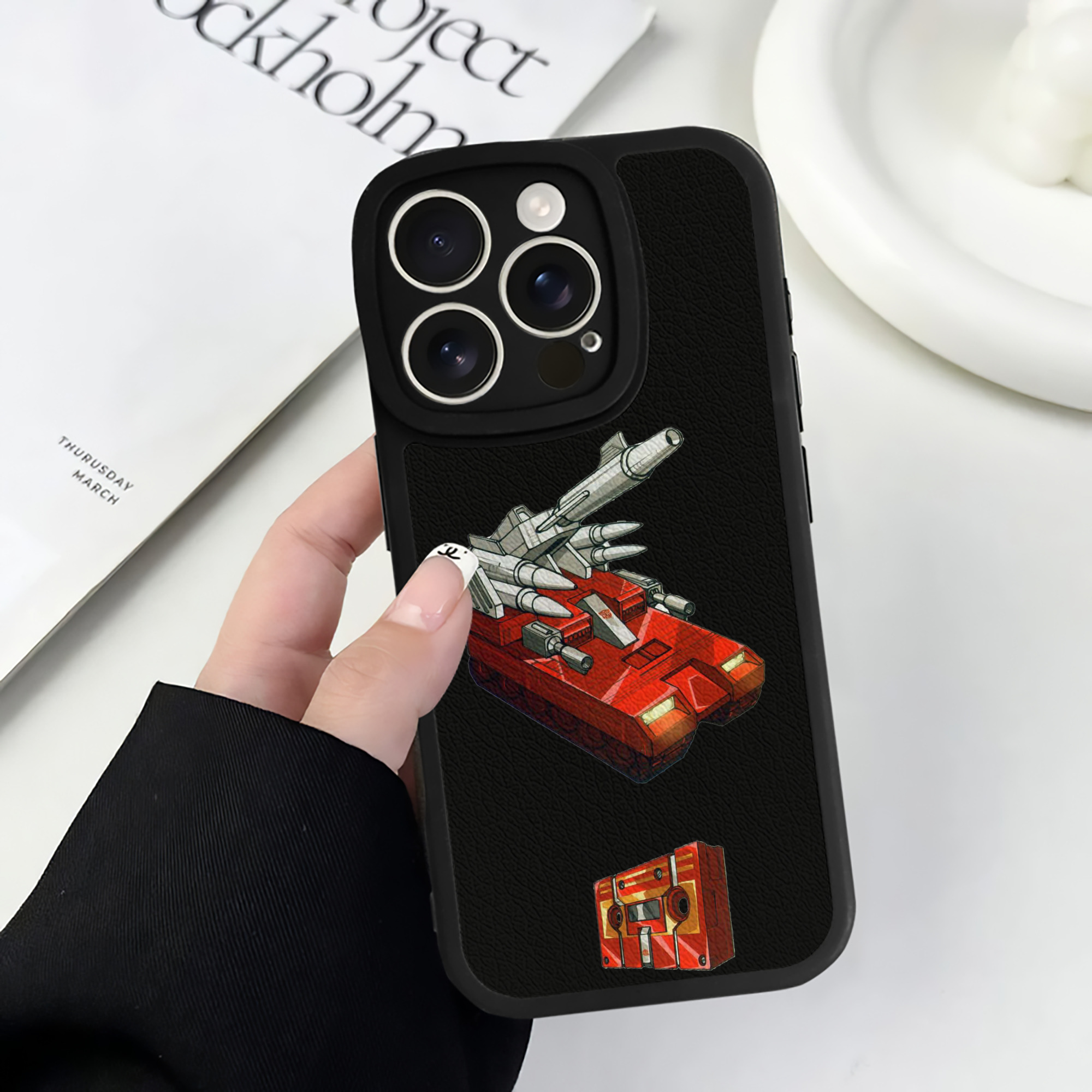 （画像用）  【iPhone 16シリーズ対応】シリコンスマホケース（レザー調） 材質：シリコン